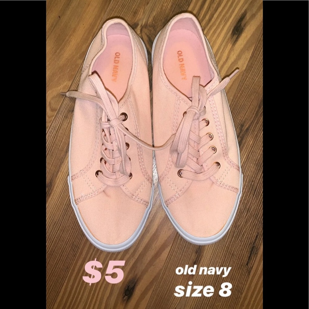 OLD NAVY SNEAKERS